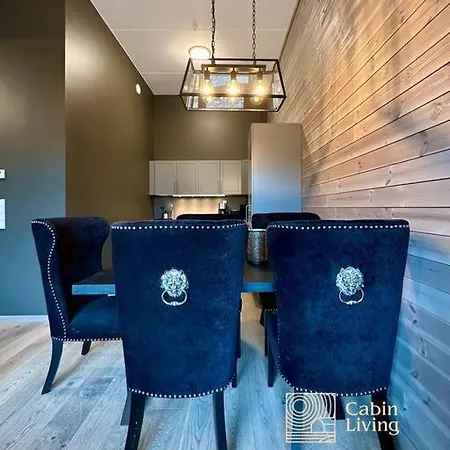 New High Standard In With In Out 아파트 *